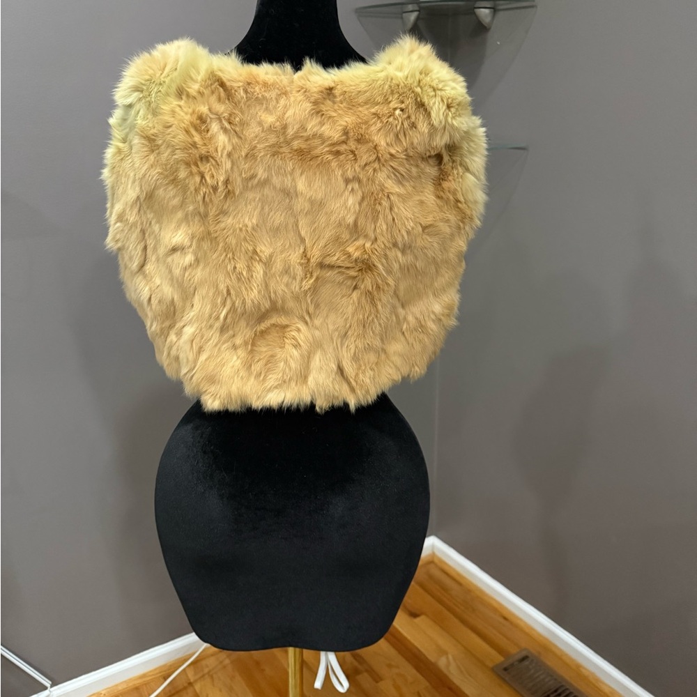 Authentic Rabbit Fur Tan Shawl - Picture 3 of 8